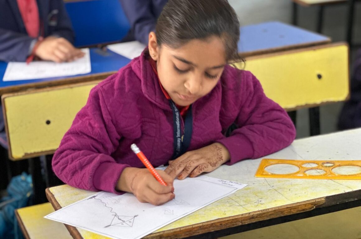 ART 3 English Or Gujarati Medium: Which Is Better for Your Child?